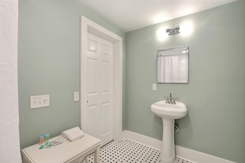 gallery stays parkside suite