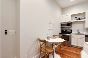 gallery stays parkside suite