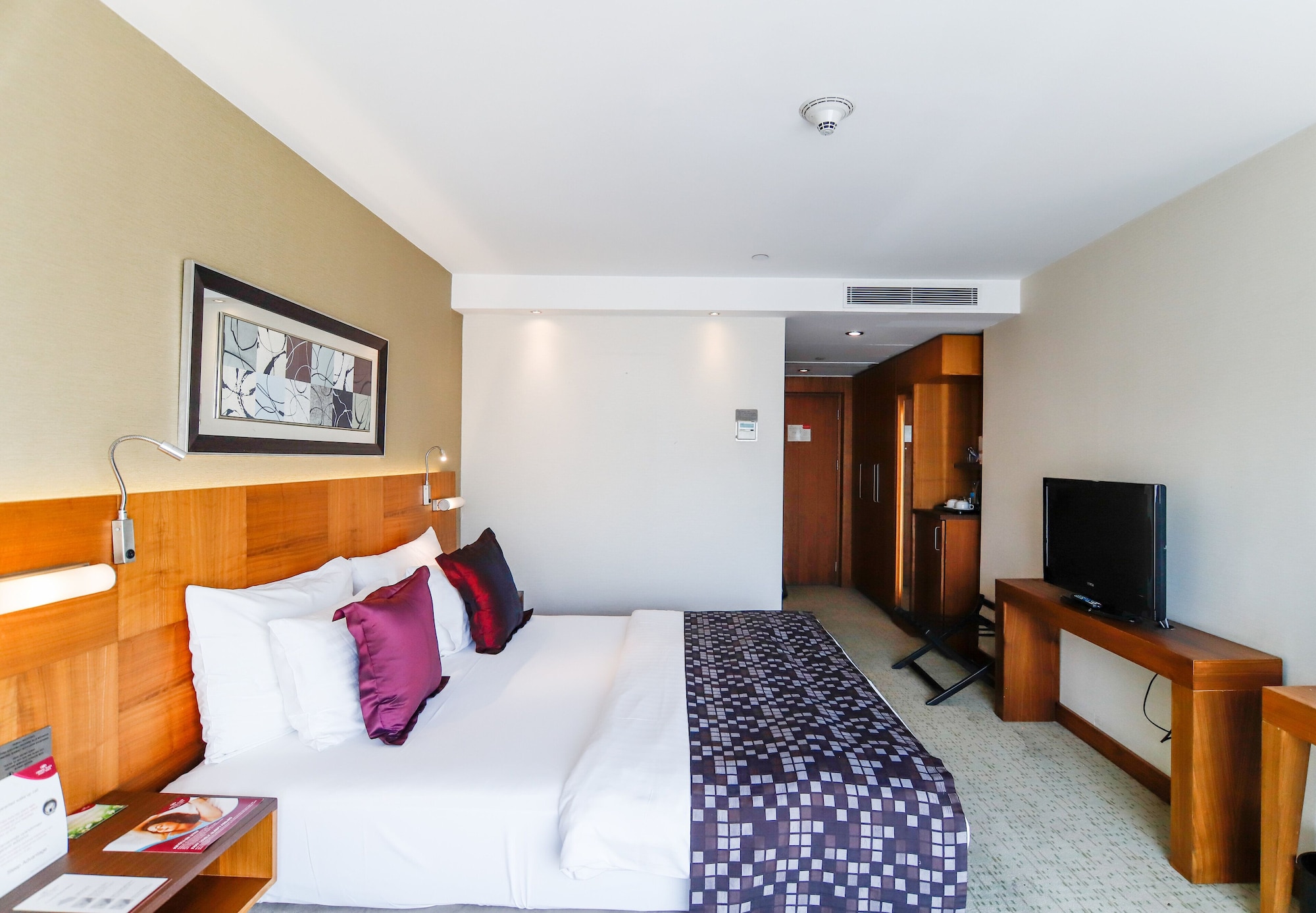 crowne plaza istanbul harbiye by ihg