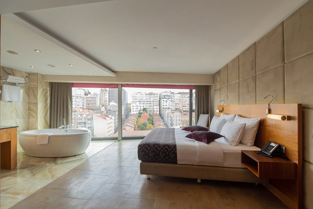 crowne plaza istanbul harbiye by ihg