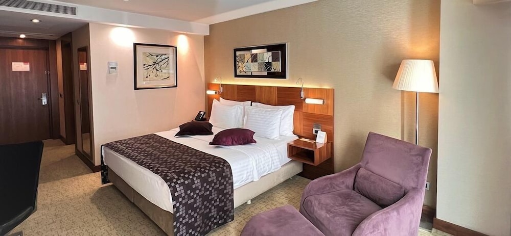 crowne plaza istanbul harbiye by ihg