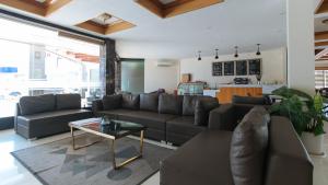 reddoorz premium nick hotel gerona tarlac