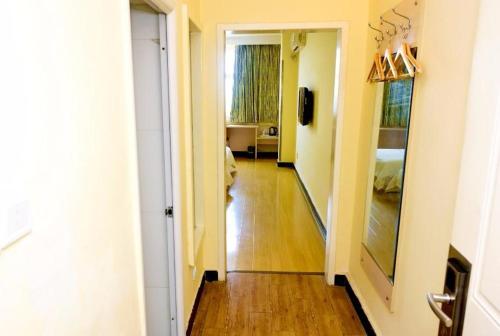 7days inn kaifeng gulou square xueyuanmen