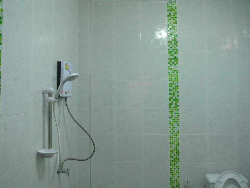 Thararin Resort,,2 star