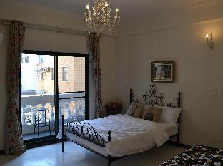 43and13 room store bandb