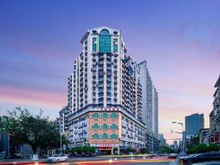 7 Days Inn Chongqing Shiqiaopu Keyuansanjie Branch,,2 star