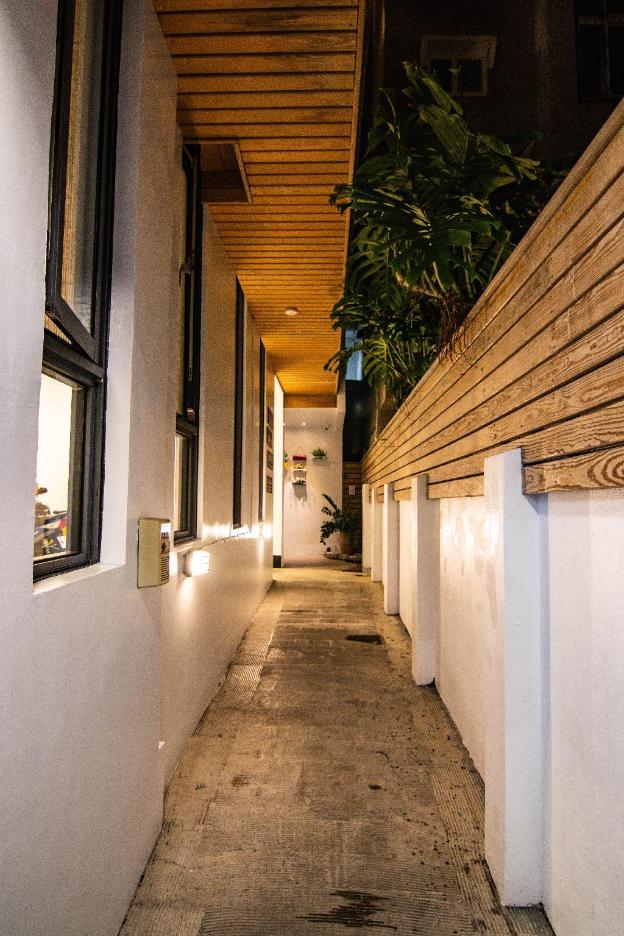 w house