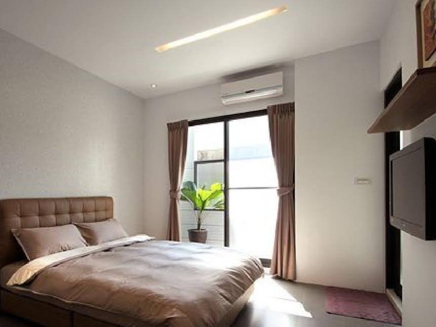 w house