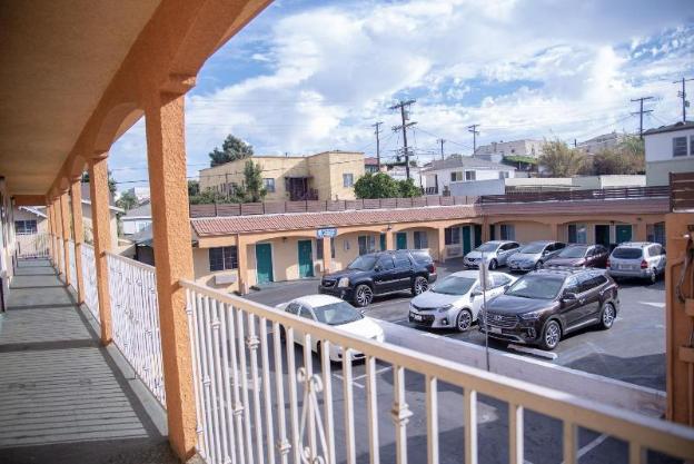 starlight inn la brea