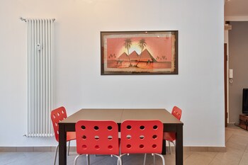 vanchiglietta colourful apartment