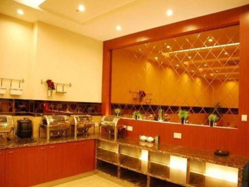 greentree inn chuzhou dingyuan county peoples square general hospital business hotel