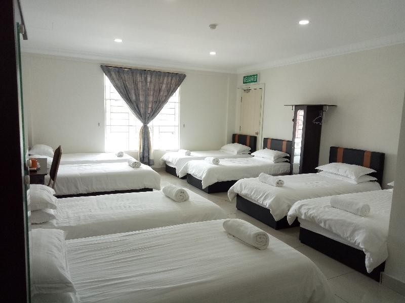 hotel mutiara kgmmb