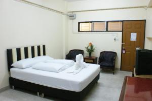 kim apartment
