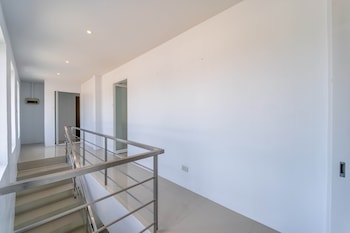 modern 4 bedrooms pool villa vy