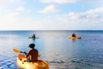 le uaina beach resort