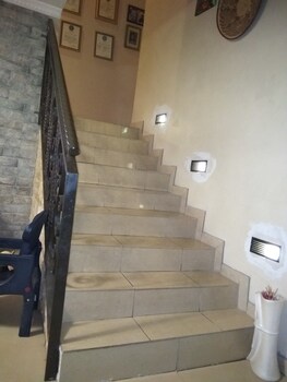 Hotel-Img