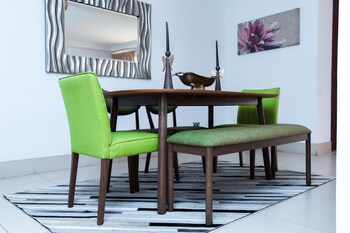 3 bed luxury apartment