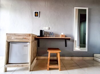 arya guest house