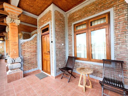 arya guest house