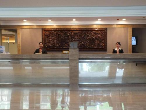 grand royal denai hotel