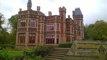 Avenue Road,,3.5 star