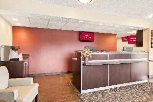red roof inn allentown airport