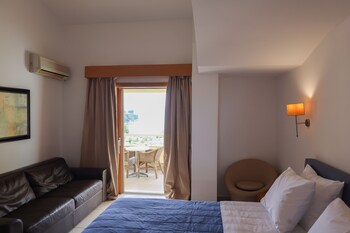 kanapitsa mare hotel