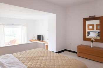 kanapitsa mare hotel