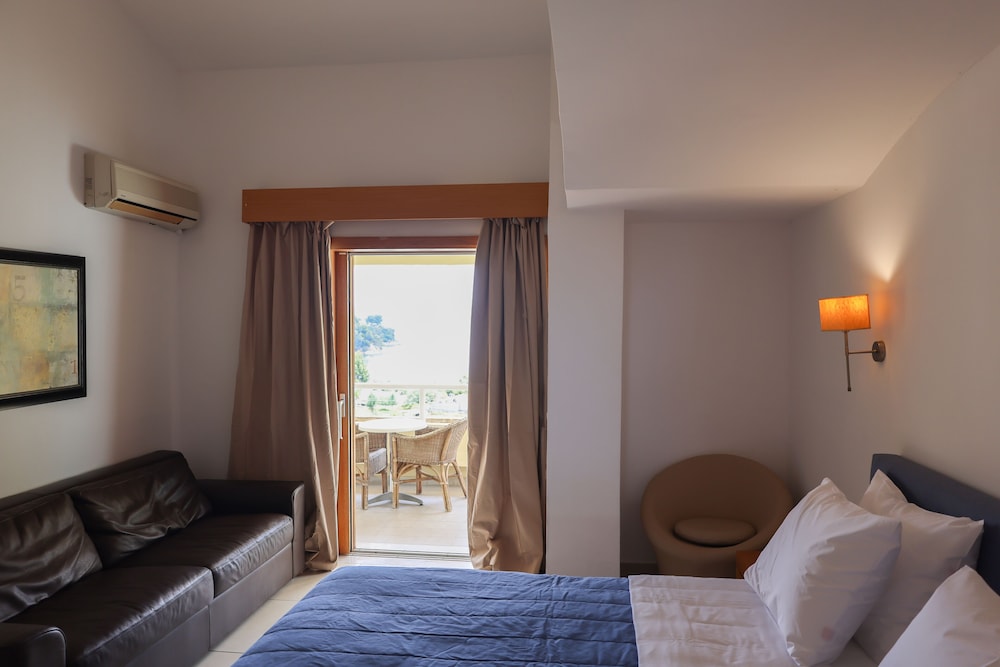 kanapitsa mare hotel