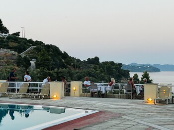 kanapitsa mare hotel