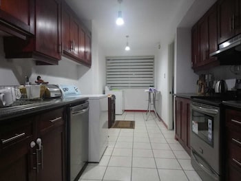 Pink House 604,,3 star