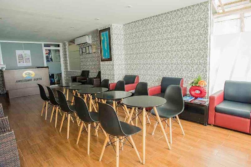 male city and airport