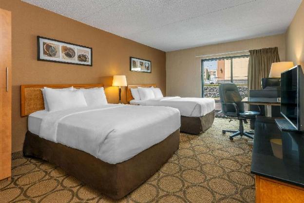 comfort inn highway 401