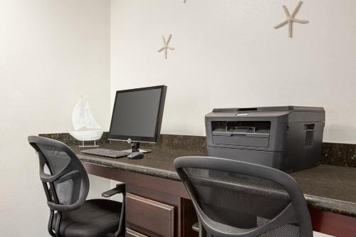 ramada by wyndham marina