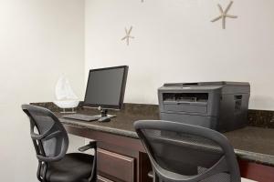 ramada by wyndham marina