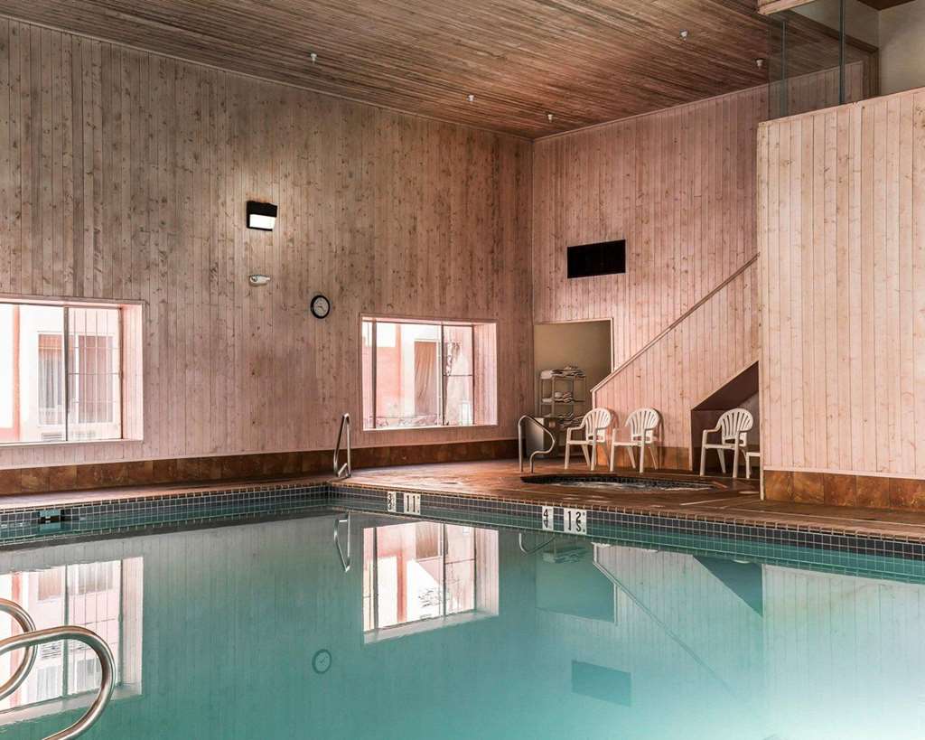 quality suites moab near arches national park