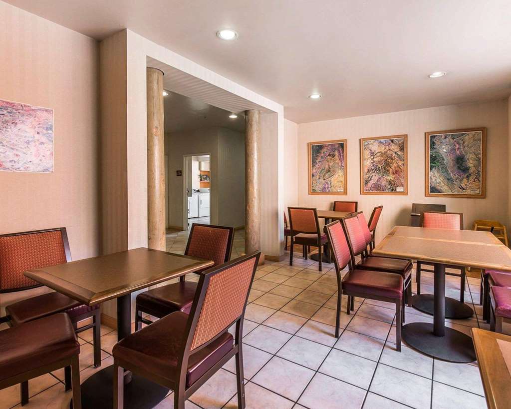 quality suites moab near arches national park