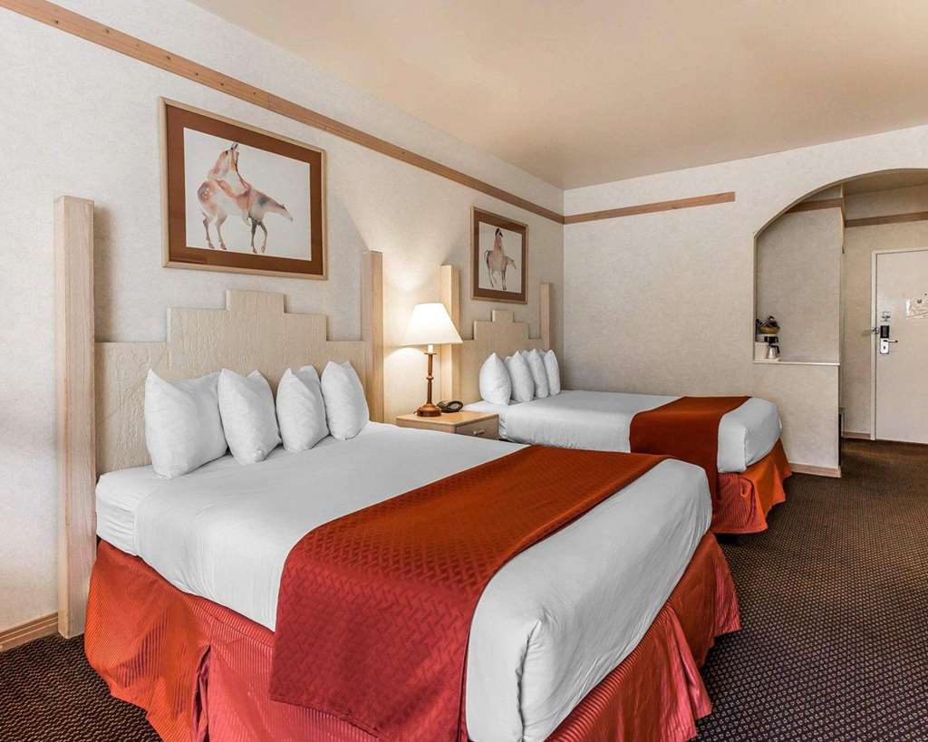 quality suites moab near arches national park