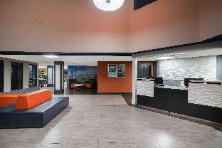 La Quinta Inn & Suites By Wyndham Knoxville East,Tennessee>>Knoxville,3 star