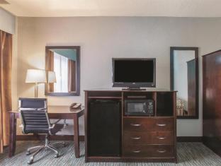 la quinta inn and suites by wyndham knoxville east