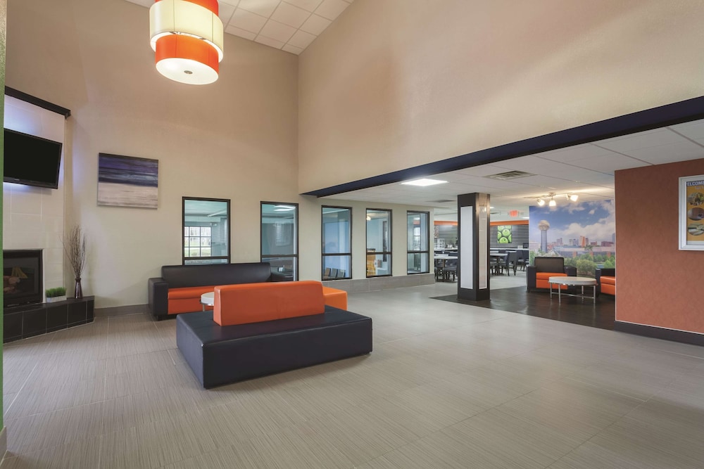 la quinta inn and suites by wyndham knoxville east