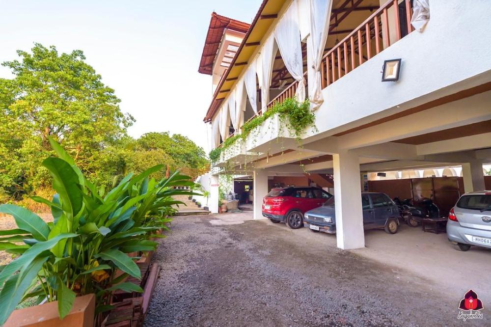 bouganvillea boutique beach house