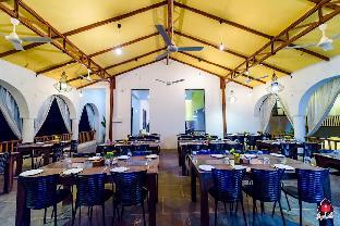 bouganvillea boutique beach house