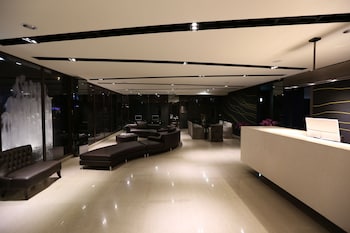 Kun Hotel Feng Chai,Taichung Airport>>Taichung,4 star