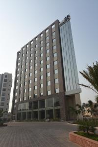 hotel h