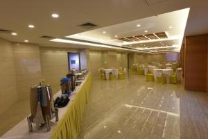 hotel h