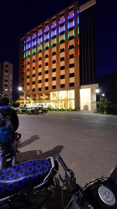 hotel h
