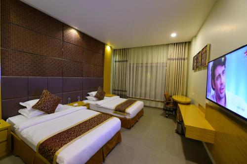 hotel h