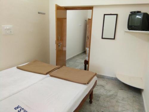 Msr Lodge,India>>Tirupati,2 star