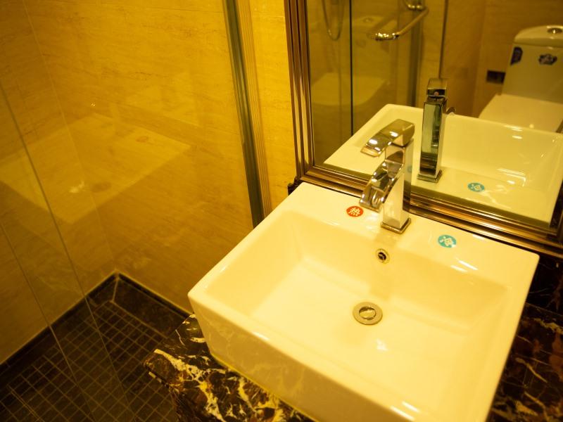 greentree inn lanzhou yanbei road united university express hotel